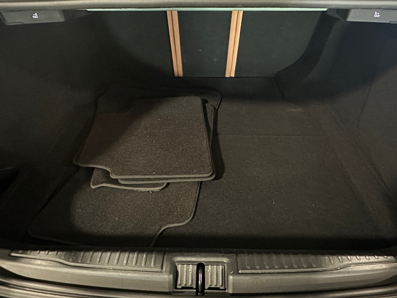 Thumbnail: 2020 Alfa Romeo Giulia - 6