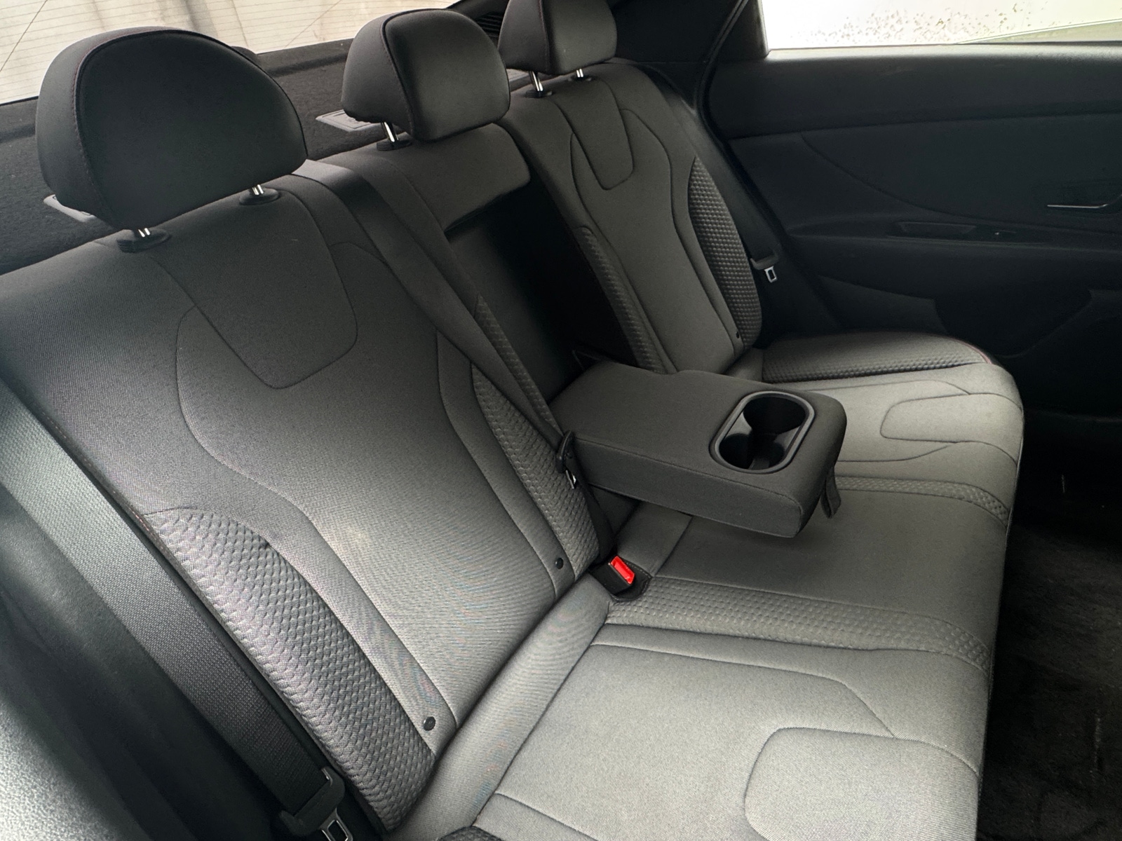 Thumbnail: 2023 Hyundai Elantra - 4