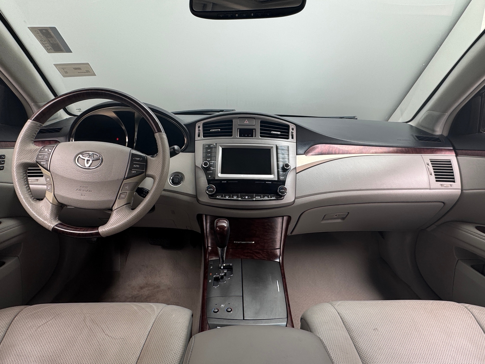 Thumbnail: 2012 Toyota Avalon - 2