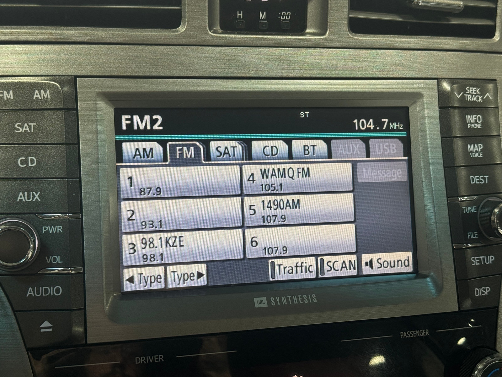 Thumbnail: 2012 Toyota Avalon - 3