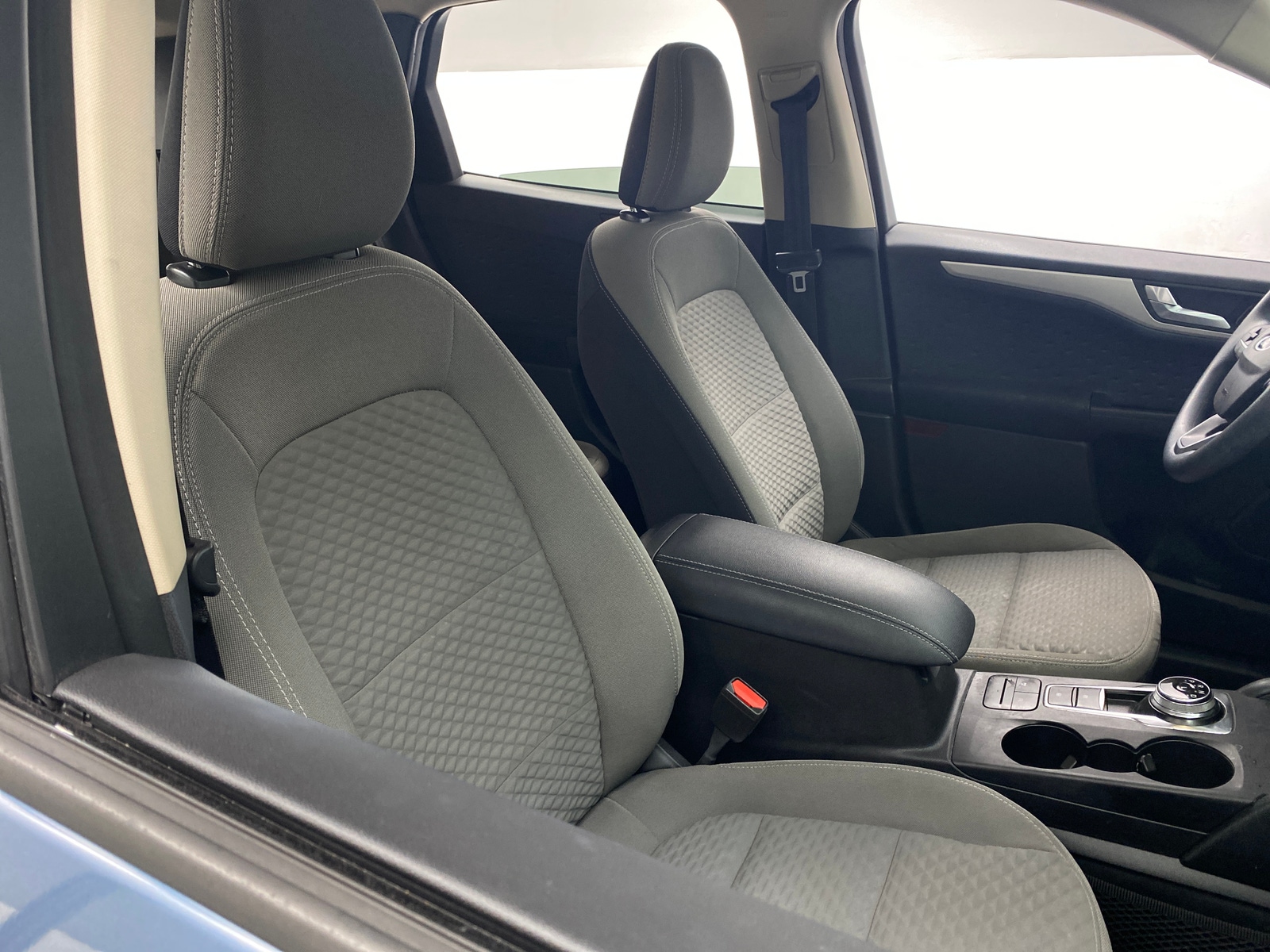 Thumbnail: 2020 Ford Escape - 2