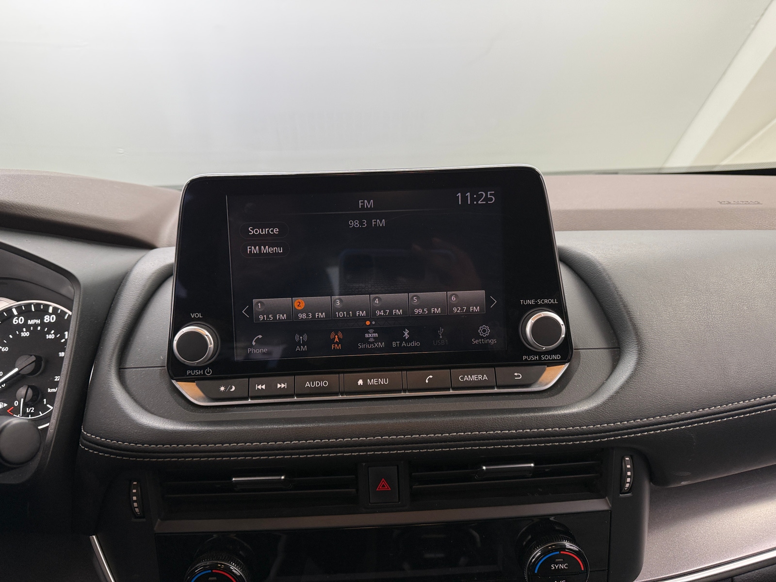 Thumbnail: 2023 Nissan Rogue - 4