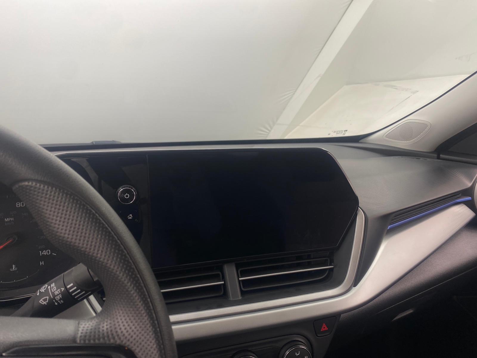 Thumbnail: 2025 Chevrolet Trax - 4