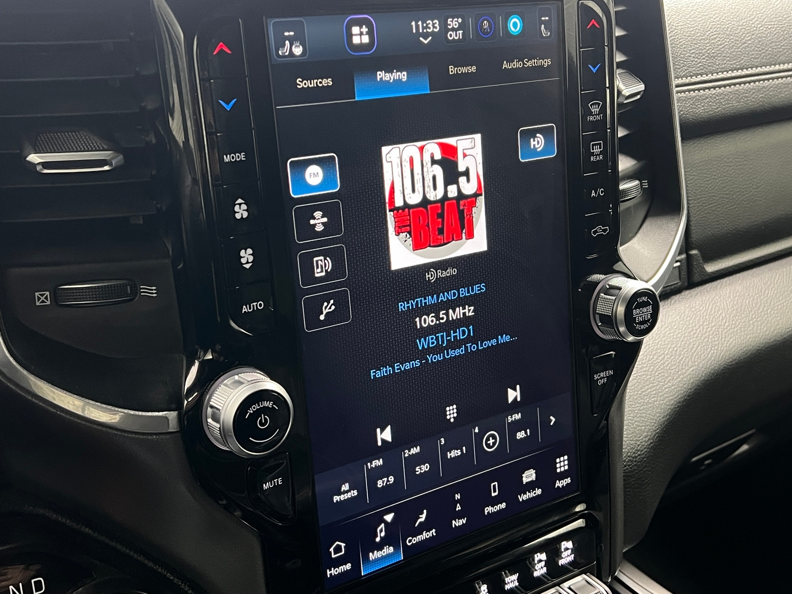 Thumbnail: 2022 RAM 1500 - 3