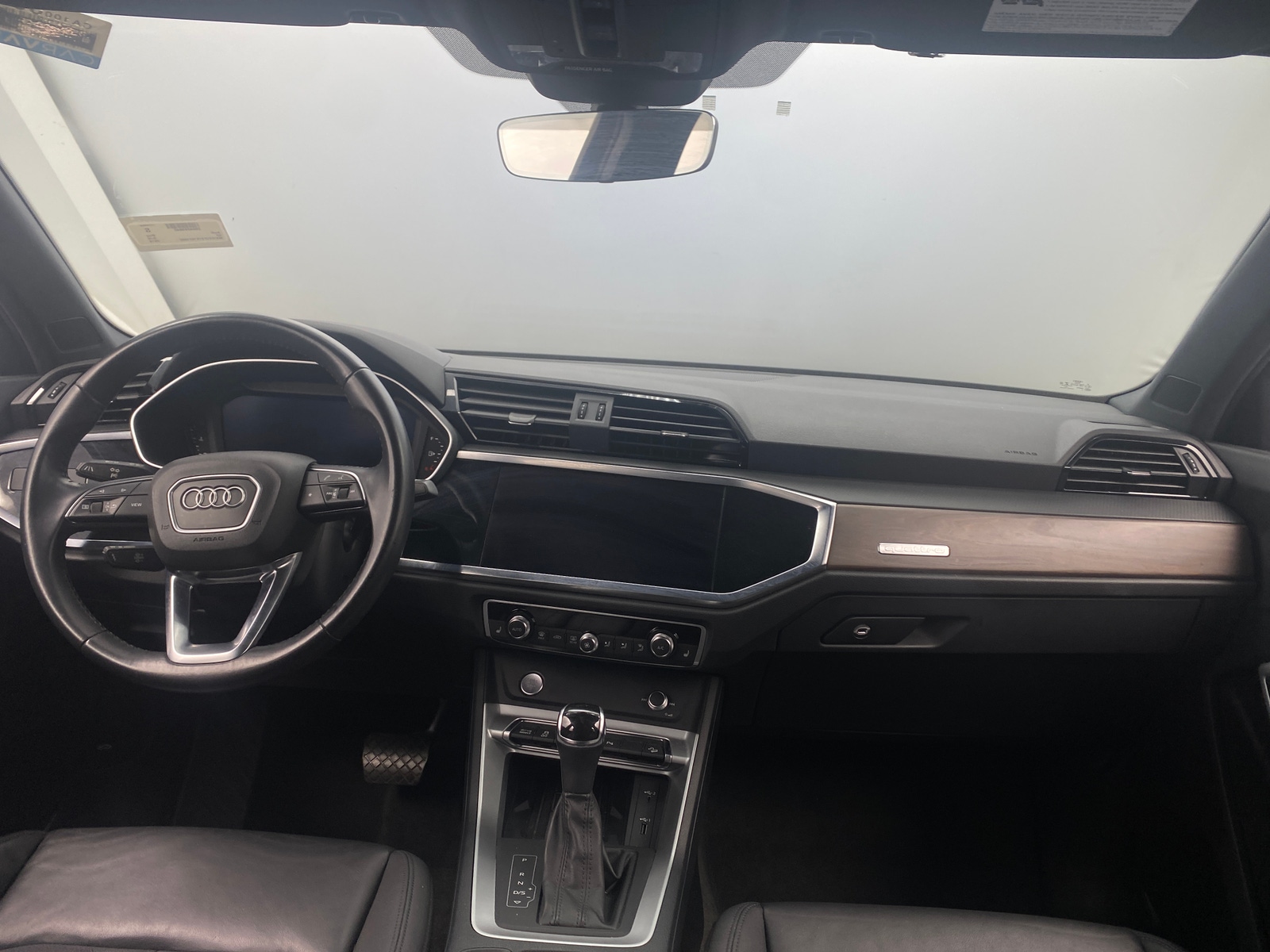 Thumbnail: 2019 Audi Q3 - 2