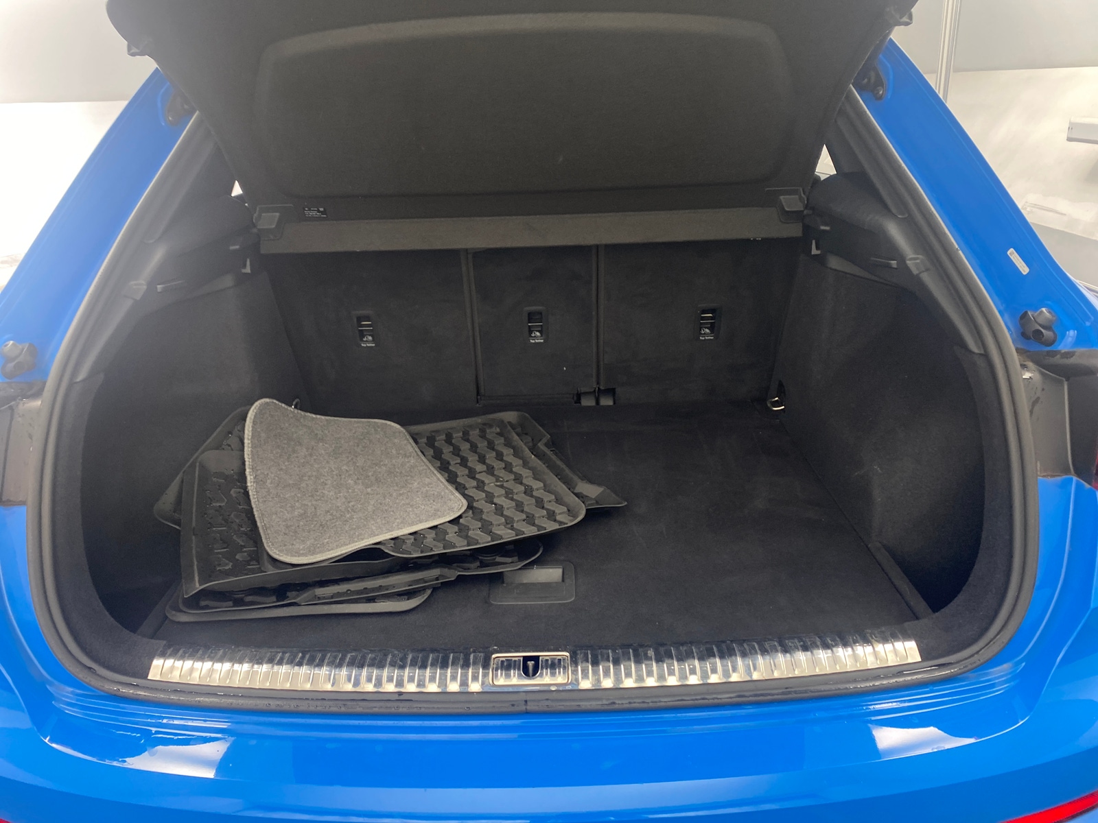 Thumbnail: 2019 Audi Q3 - 6