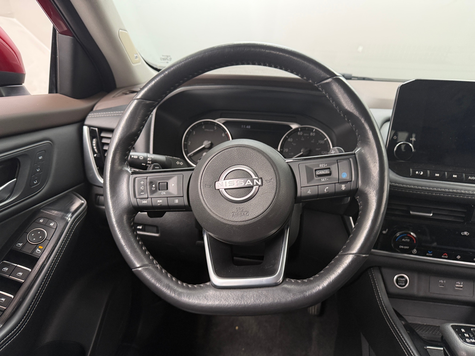 Thumbnail: 2023 Nissan Rogue - 4