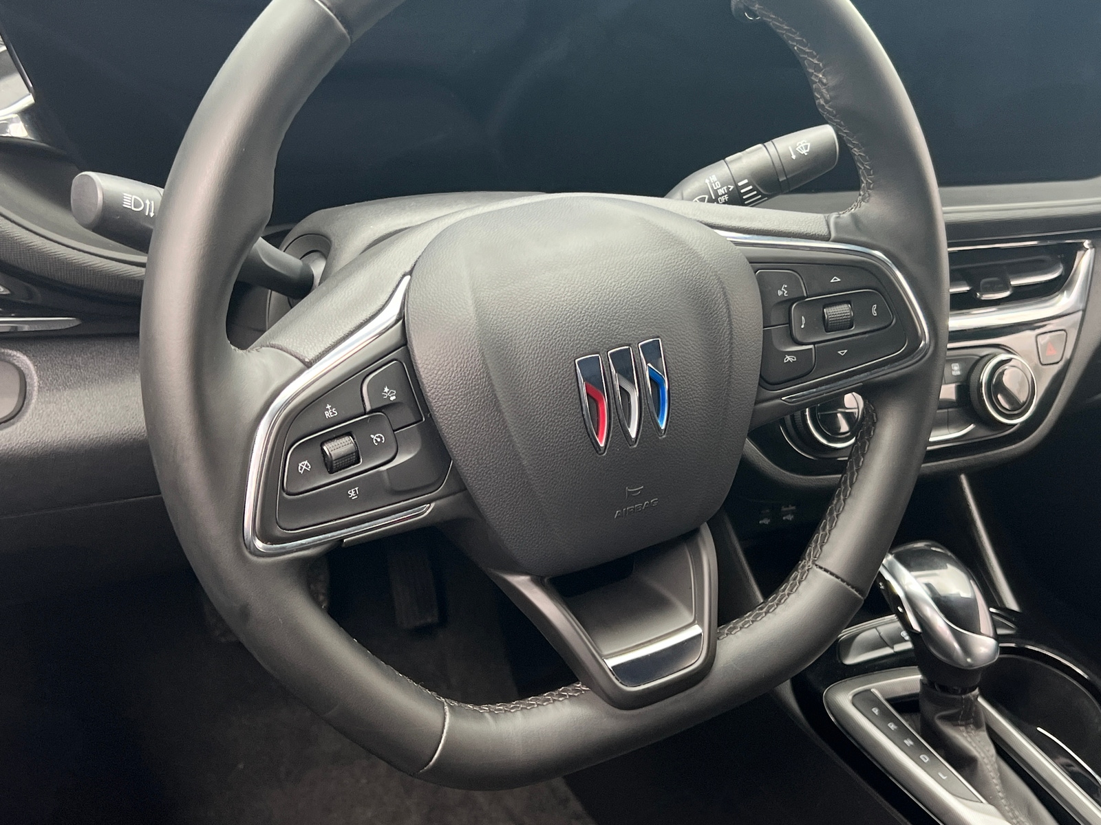 Thumbnail: 2025 Buick Envista - 4