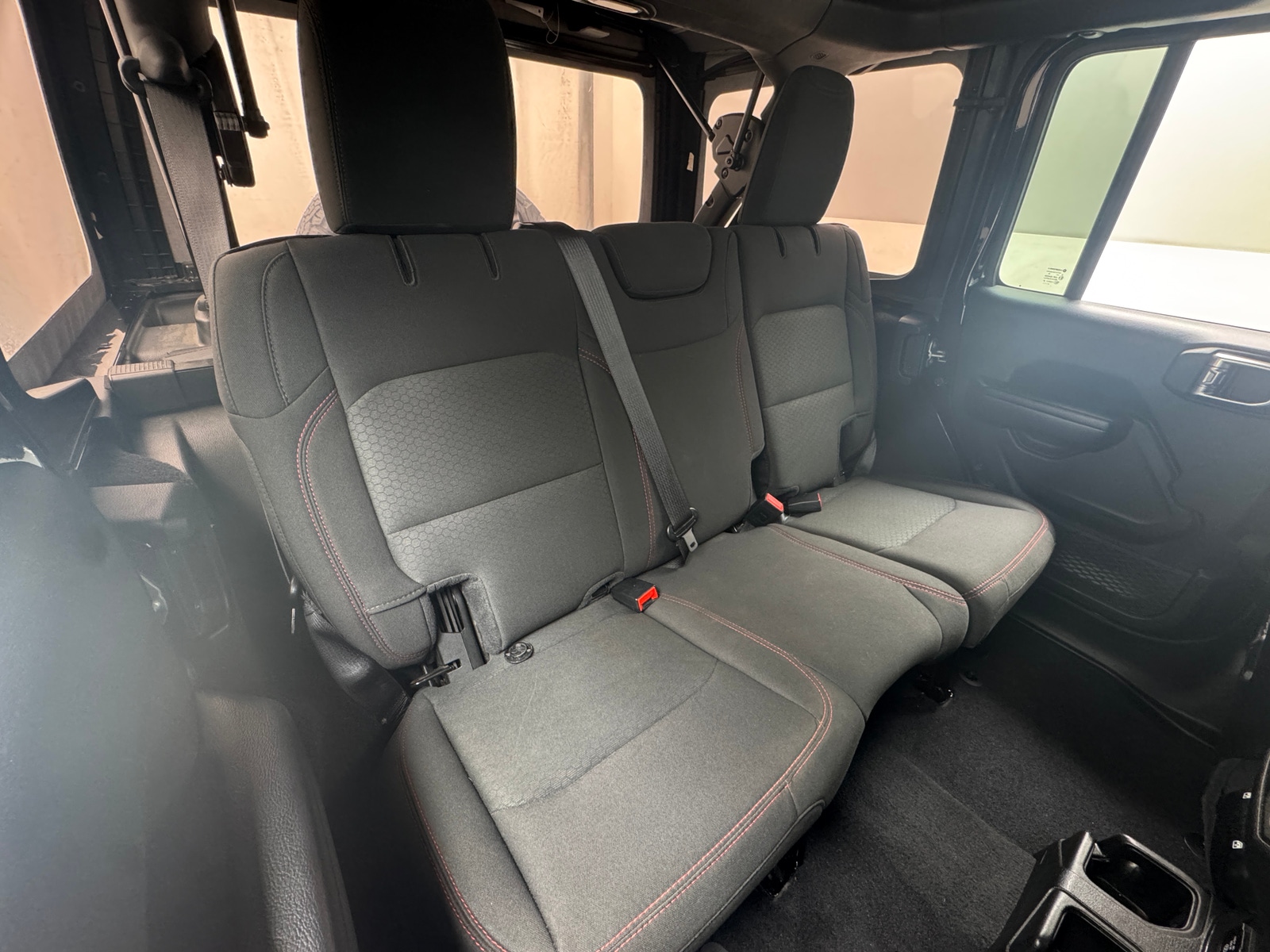 Thumbnail: 2021 Jeep Wrangler - 6