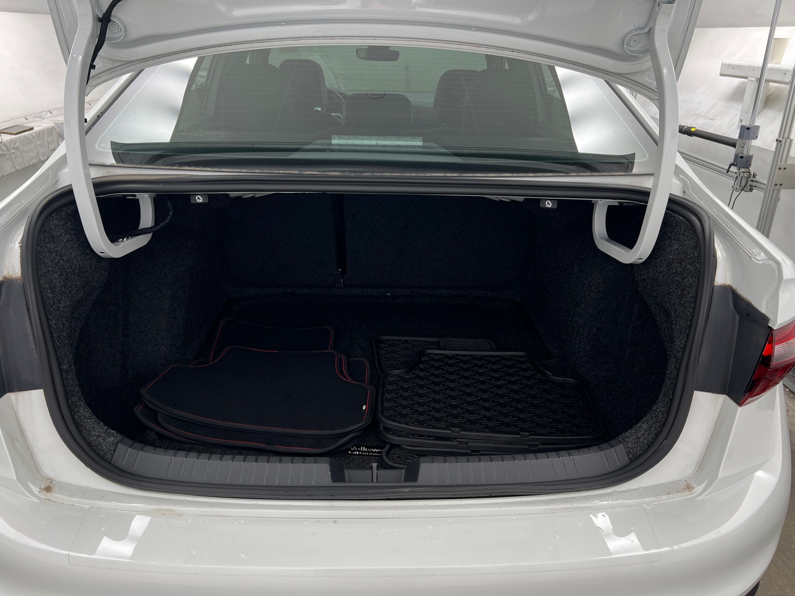 Thumbnail: 2023 Volkswagen Jetta - 6