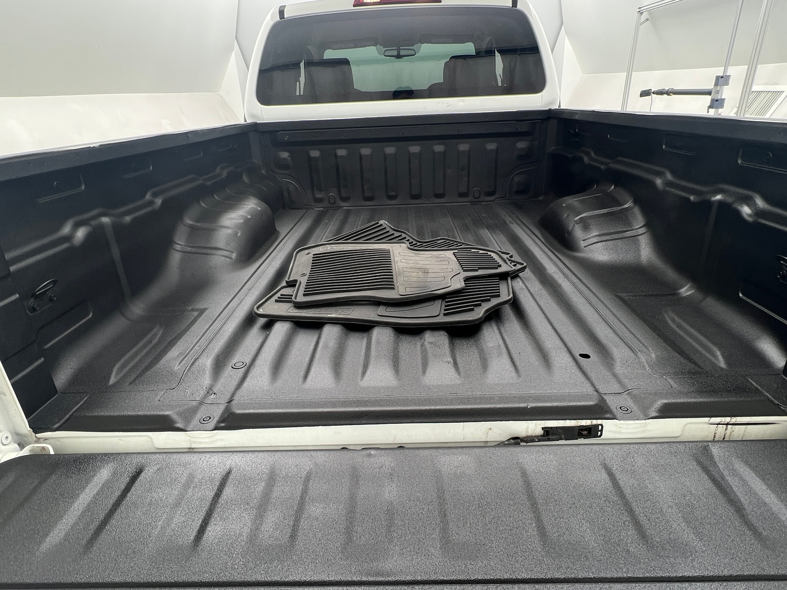 Thumbnail: 2021 Nissan Frontier - 7