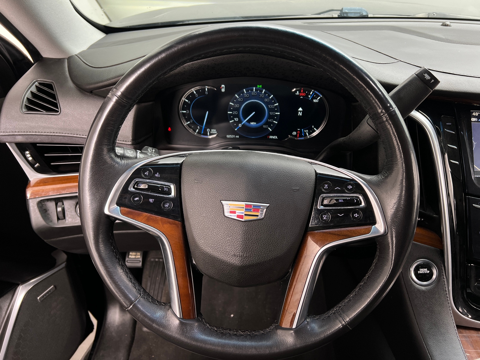 Thumbnail: 2019 Cadillac Escalade - 4