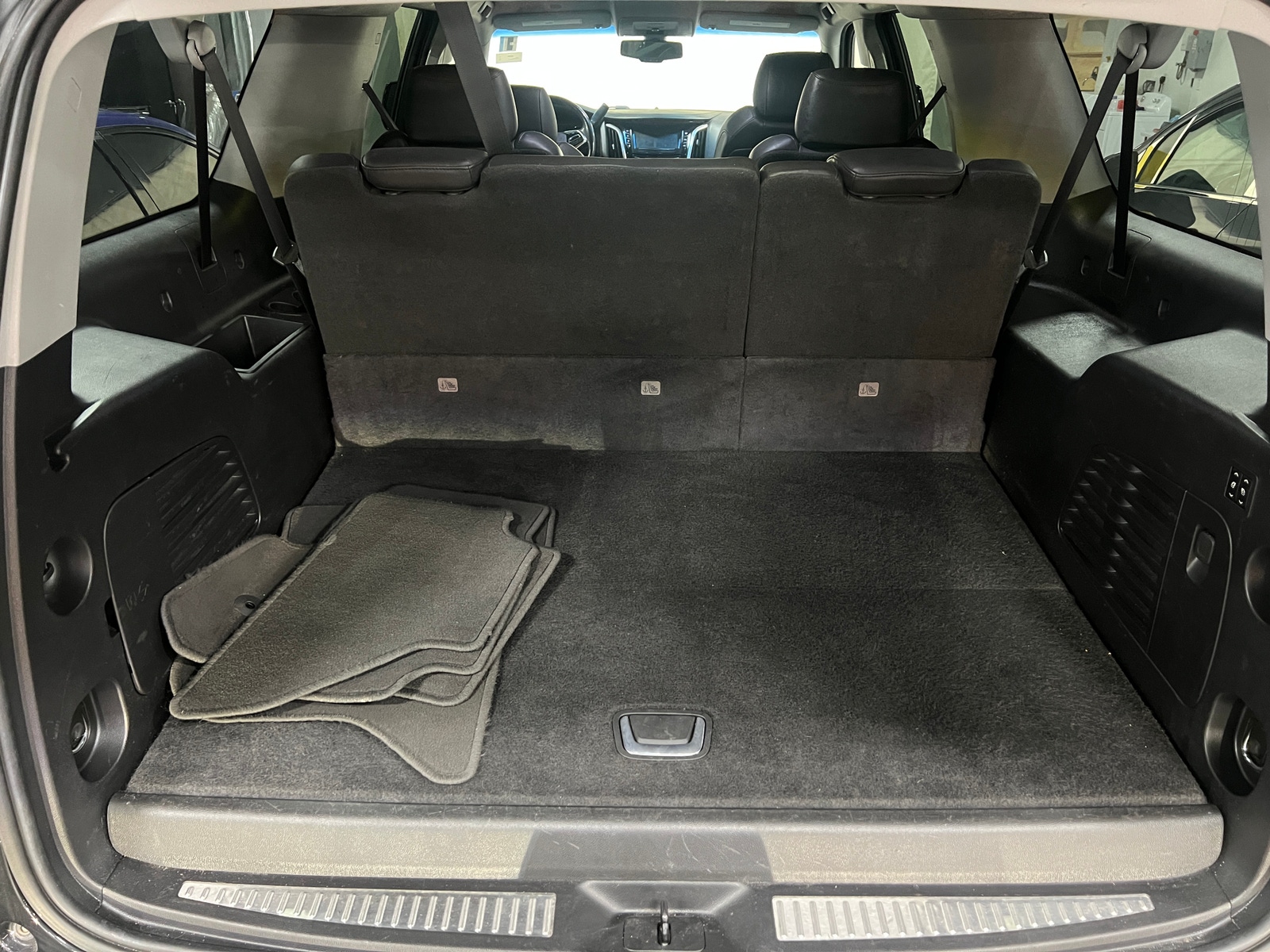 Thumbnail: 2019 Cadillac Escalade - 6