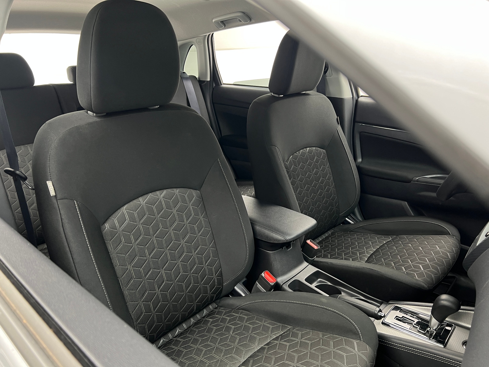 Thumbnail: 2025 Mitsubishi Outlander Sport - 2