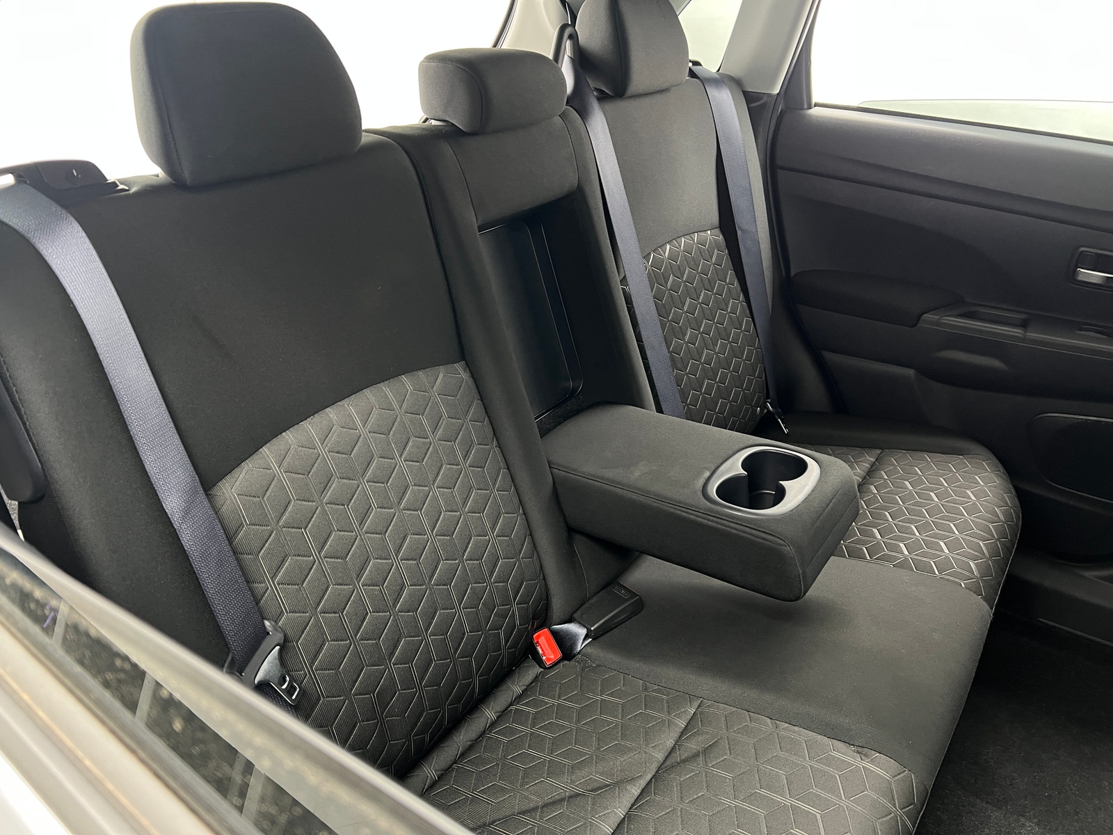 Thumbnail: 2025 Mitsubishi Outlander Sport - 6