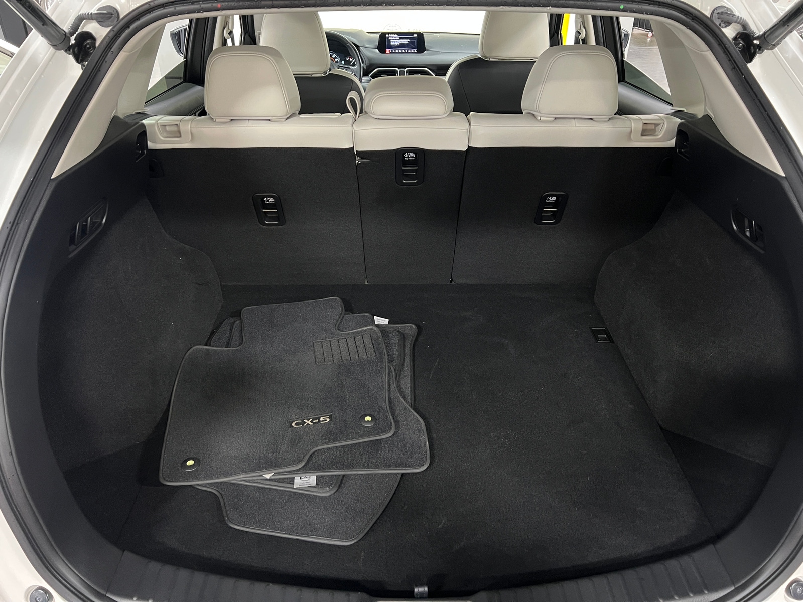 Thumbnail: 2020 Mazda CX-5 - 6