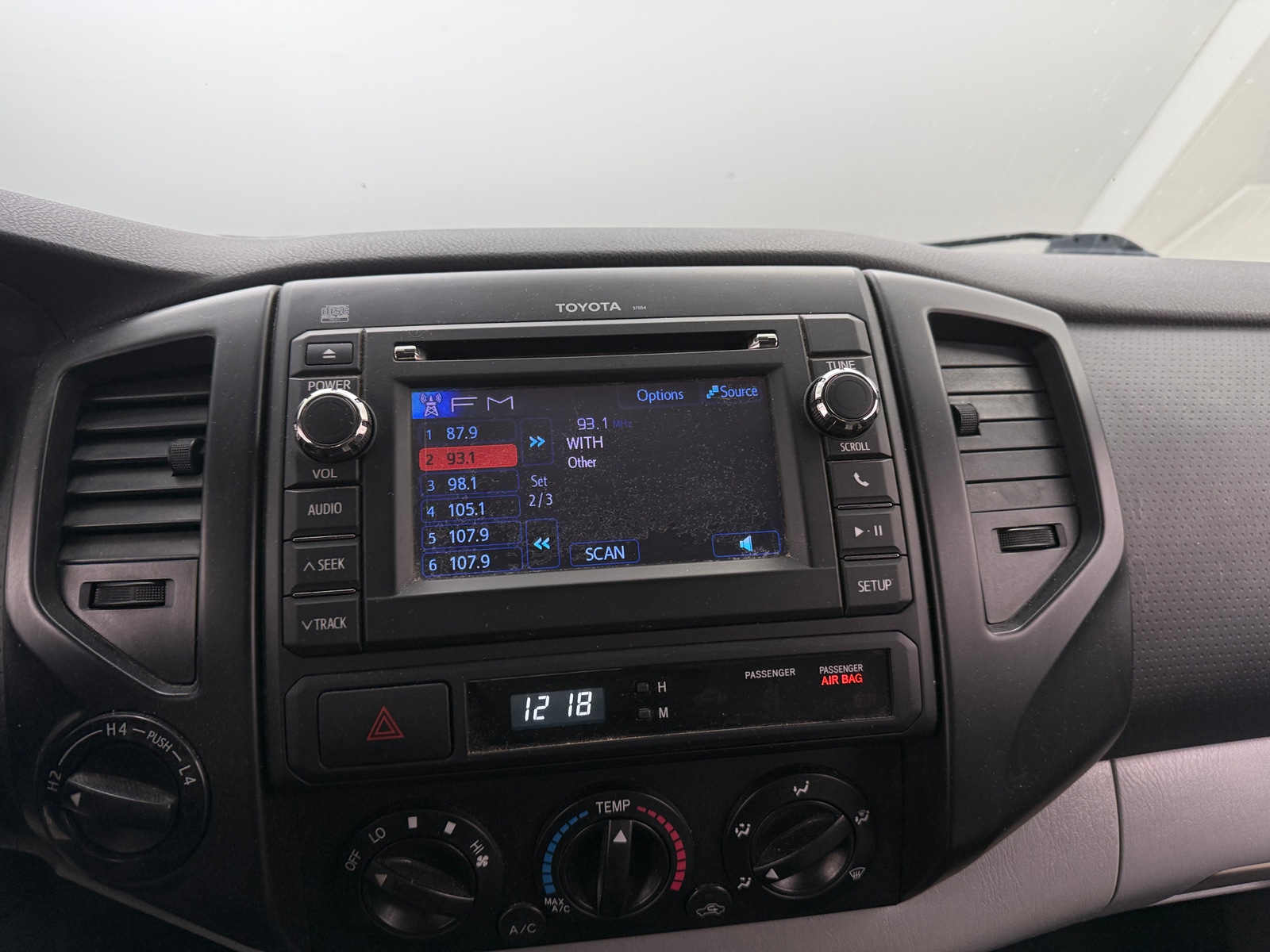 Thumbnail: 2013 Toyota Tacoma - 4