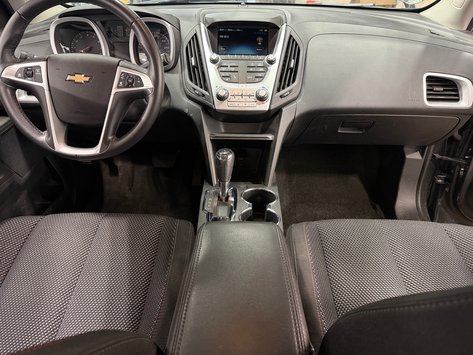Thumbnail: 2017 Chevrolet Equinox - 3