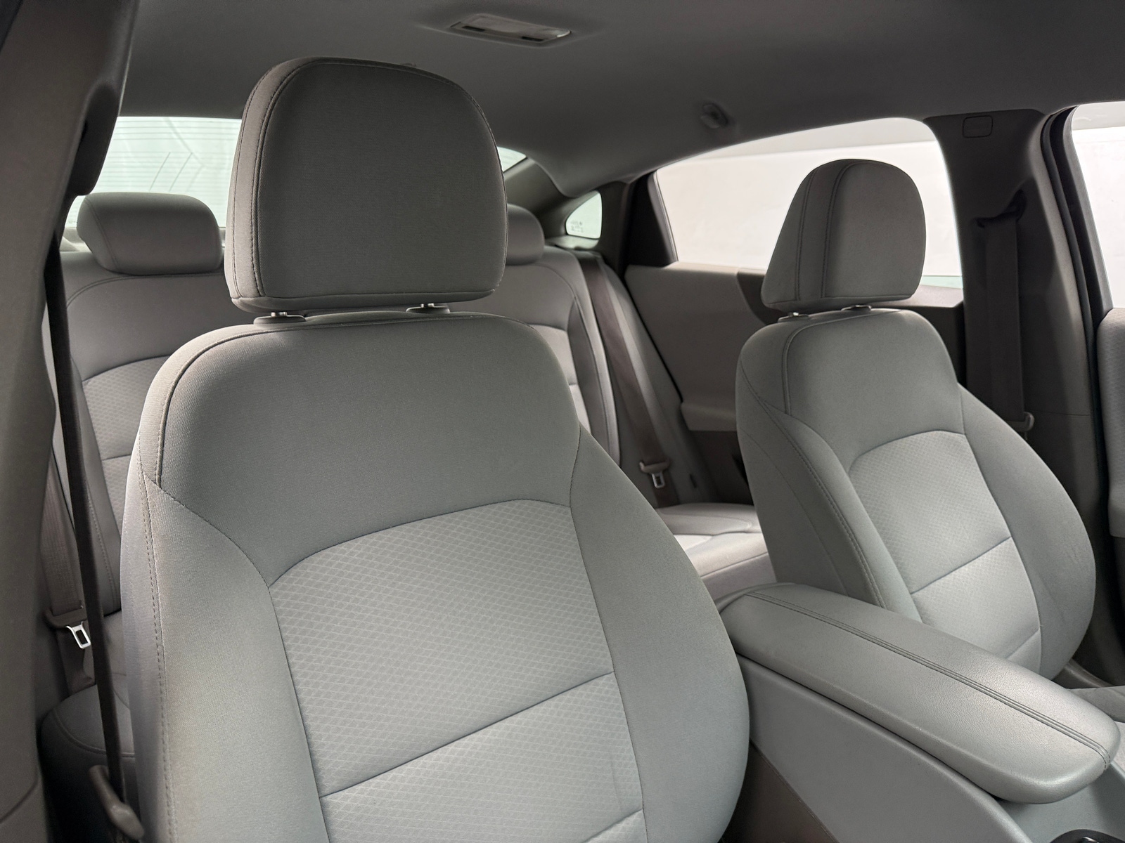 Thumbnail: 2017 Chevrolet Malibu - 2