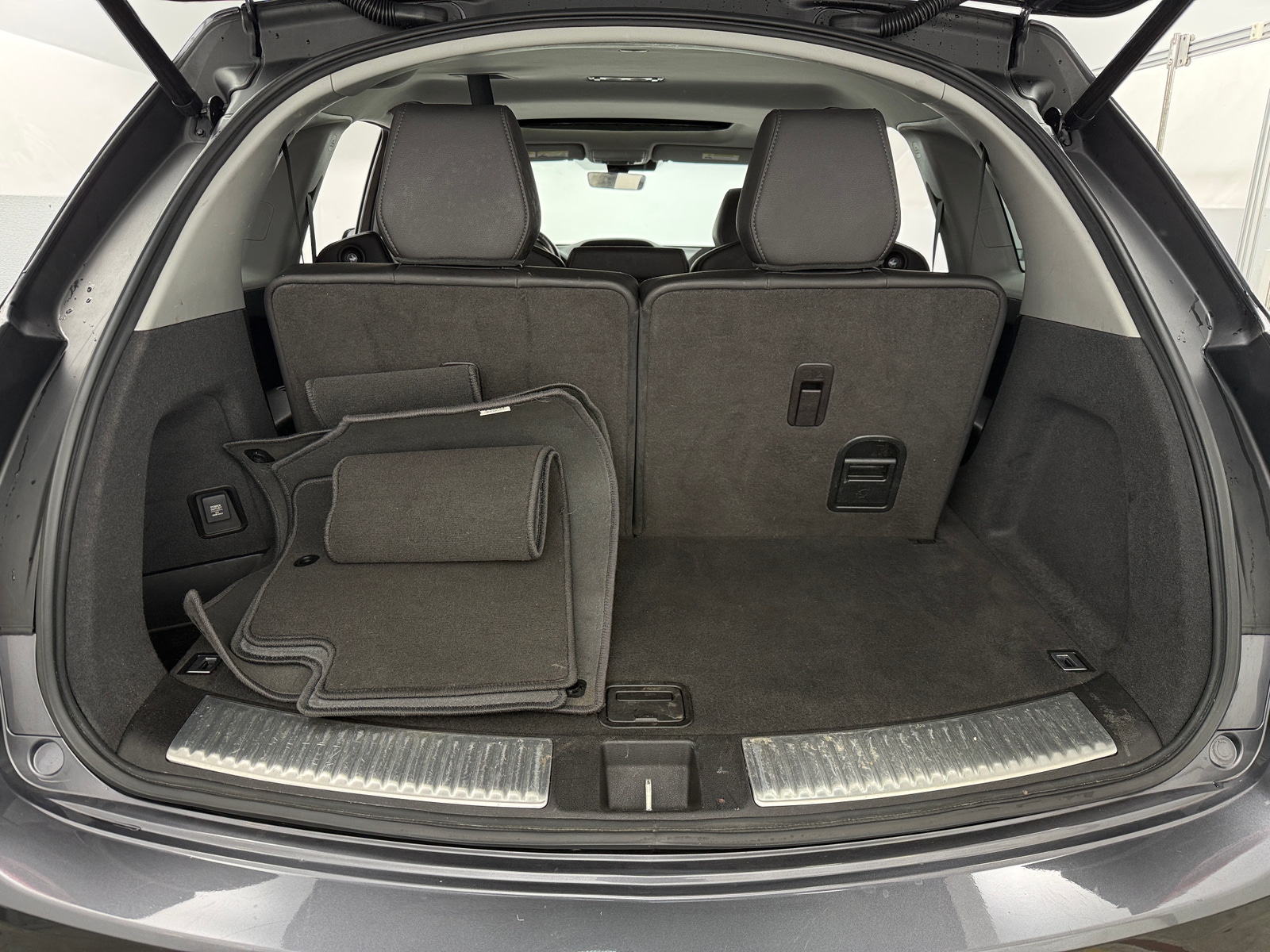 Thumbnail: 2019 Acura MDX - 6