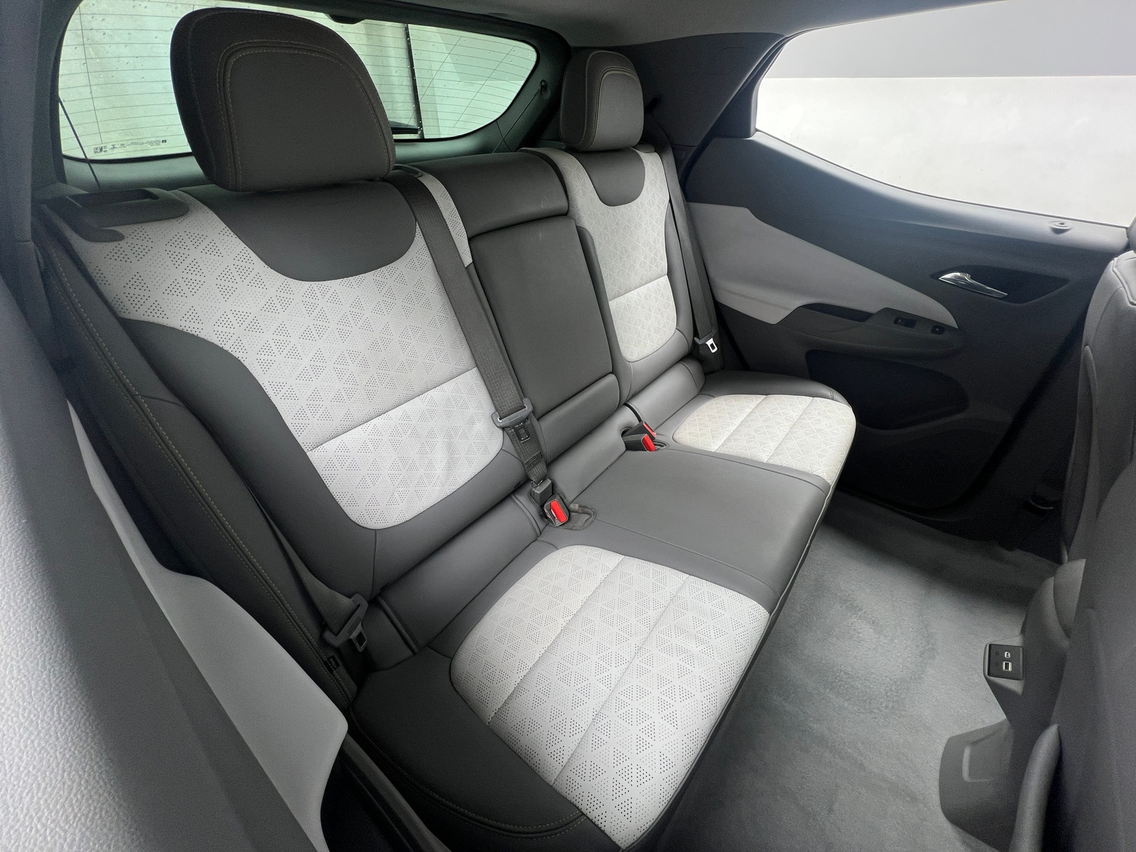 Thumbnail: 2023 Chevrolet Bolt EUV - 5