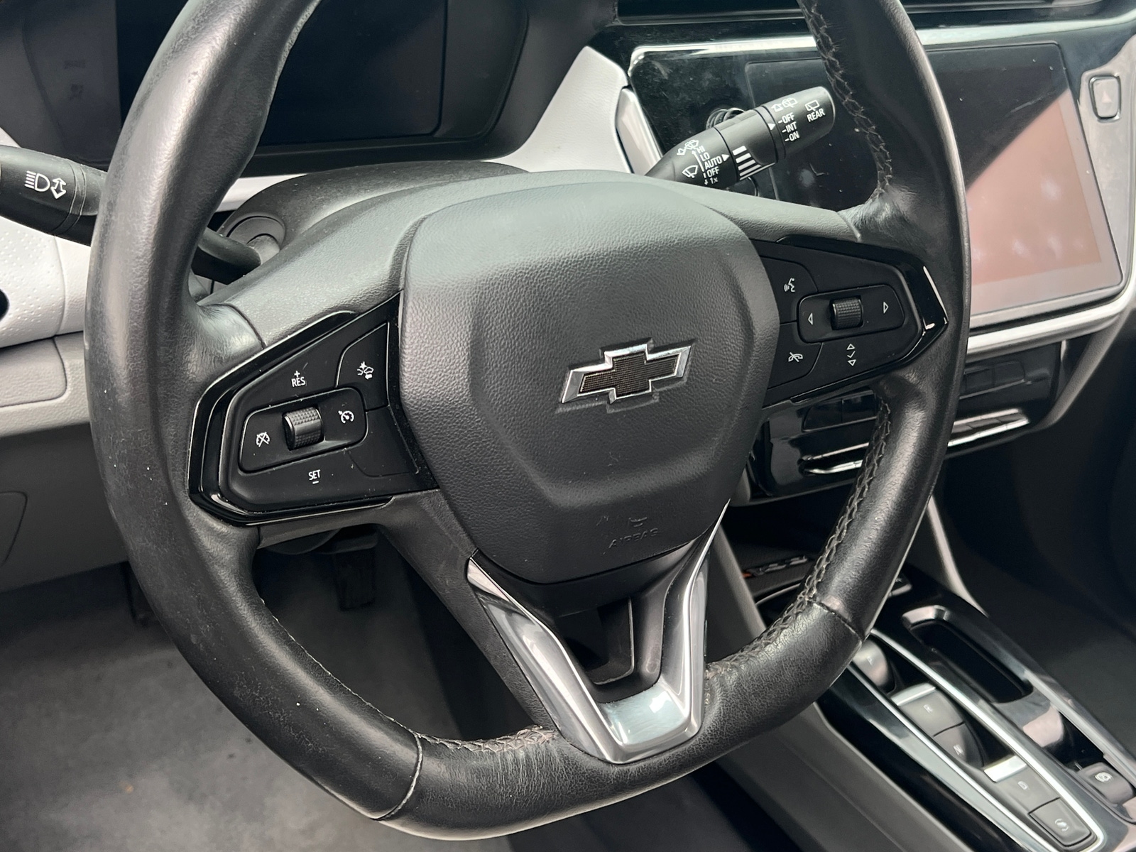 Thumbnail: 2023 Chevrolet Bolt EUV - 4