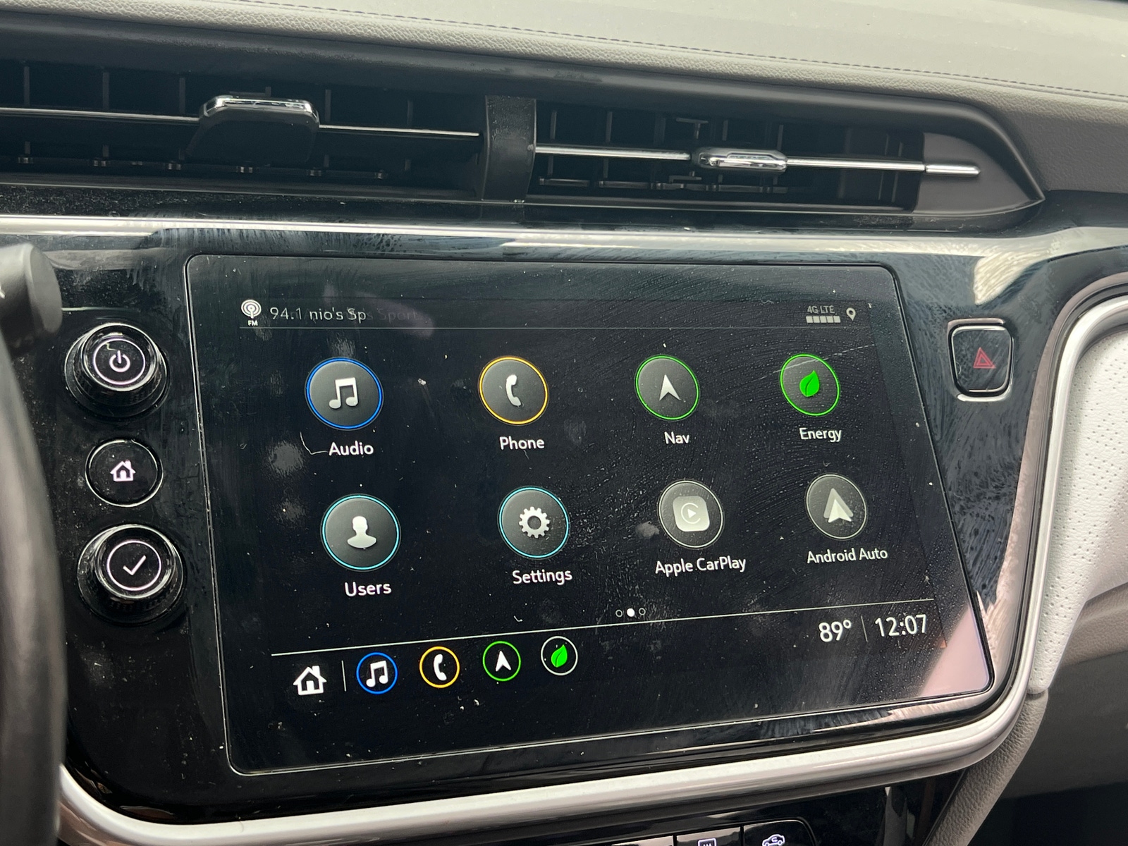 Thumbnail: 2023 Chevrolet Bolt EUV - 3