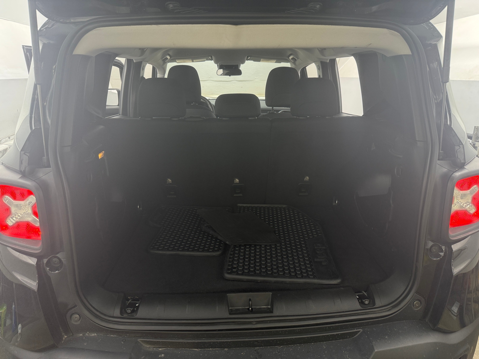 Thumbnail: 2023 Jeep Renegade - 7