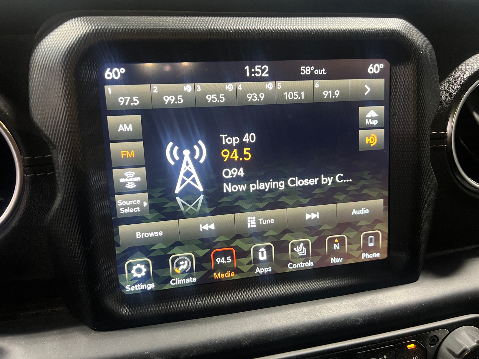 Thumbnail: 2019 Jeep Wrangler - 3