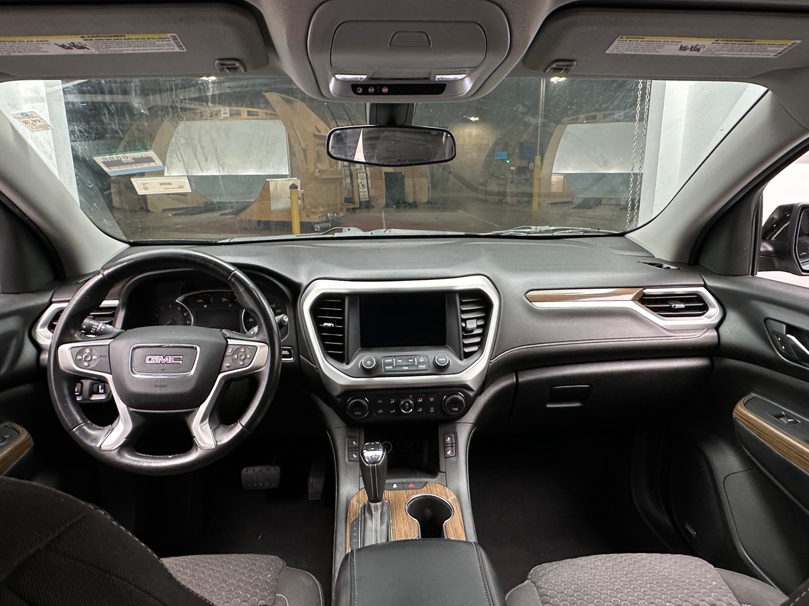 Thumbnail: 2017 GMC Acadia - 3