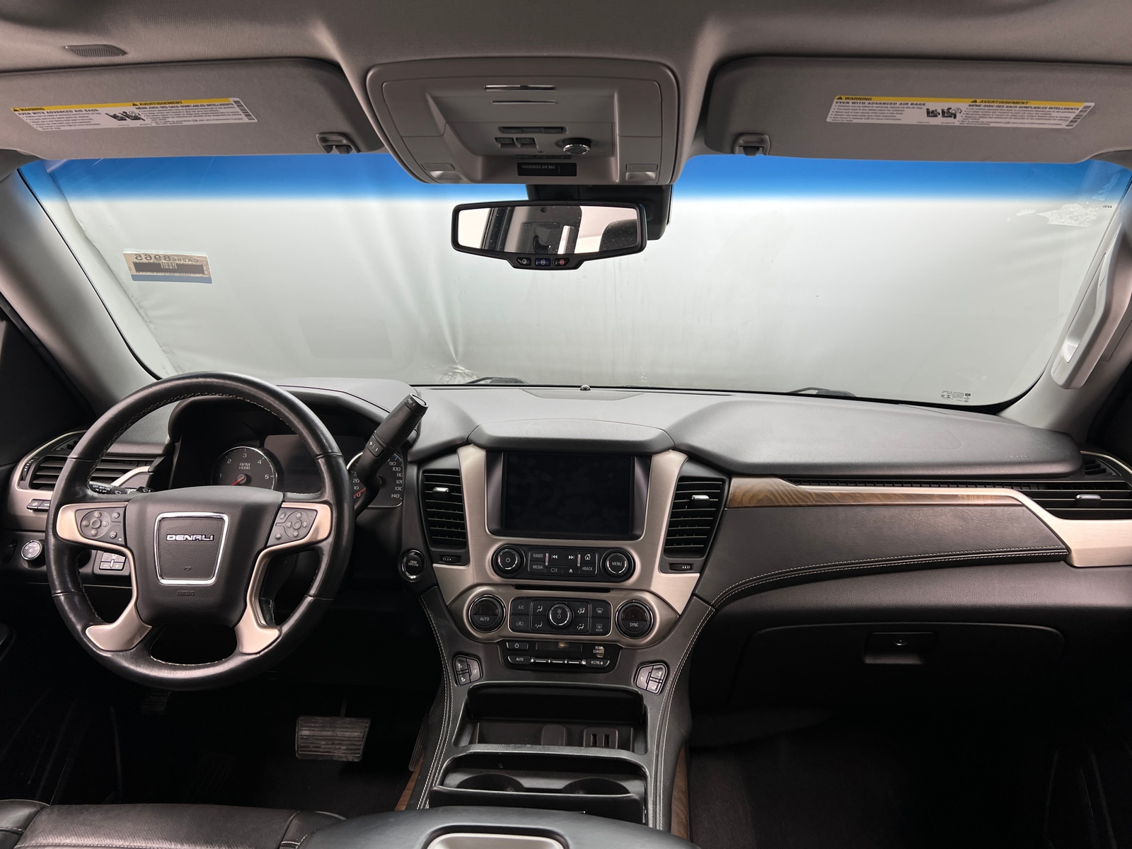 Thumbnail: 2019 GMC Yukon XL - 2