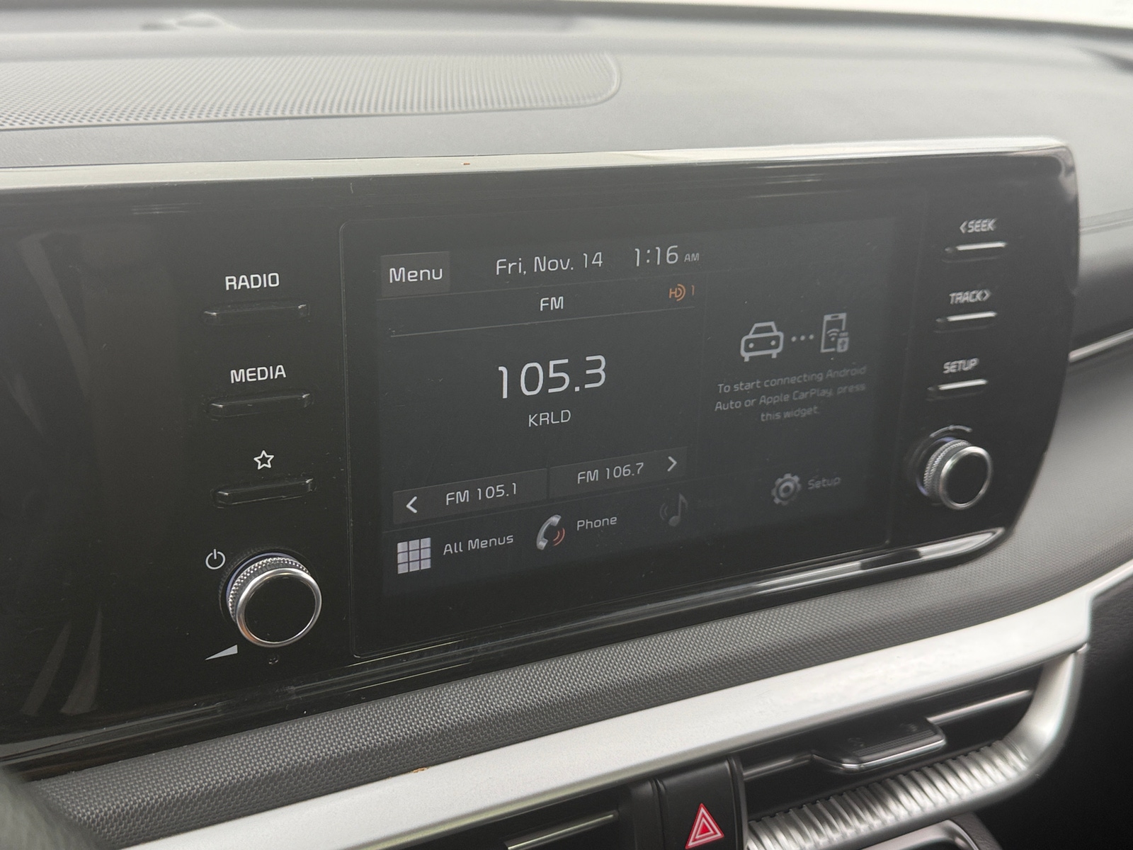 Thumbnail: 2023 Kia K5 - 4