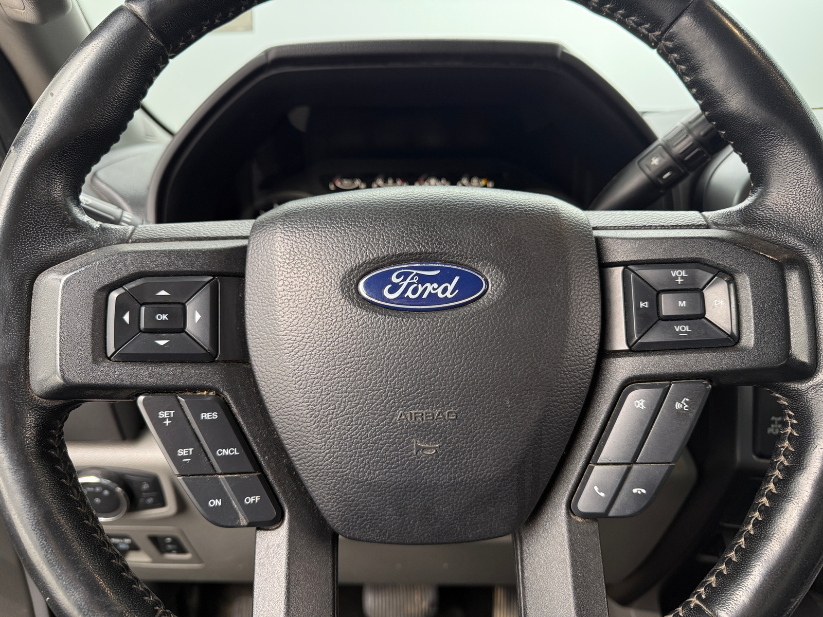 Thumbnail: 2018 Ford Econoline - 5