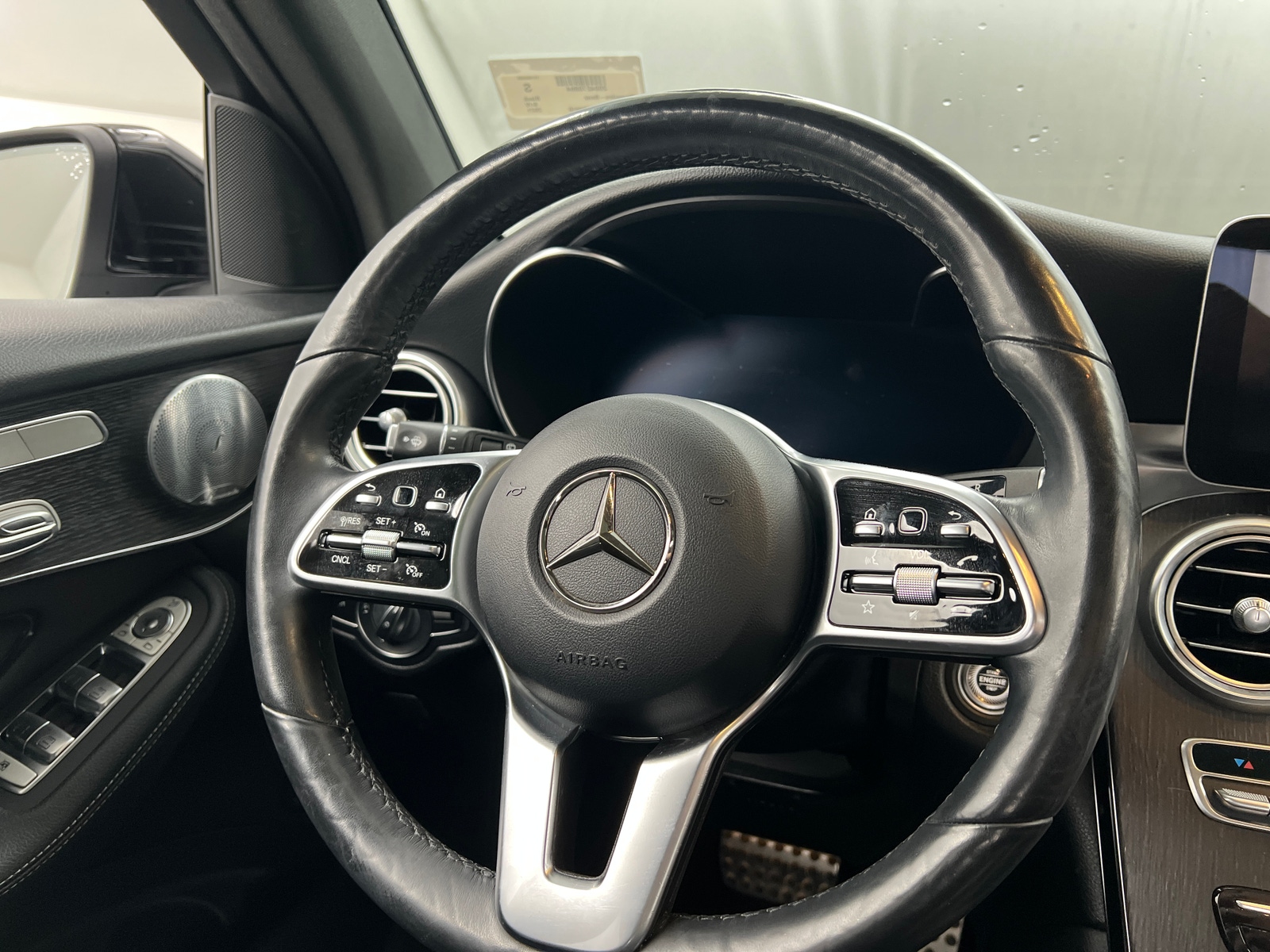 Thumbnail: 2021 Mercedes-Benz GLC - 4