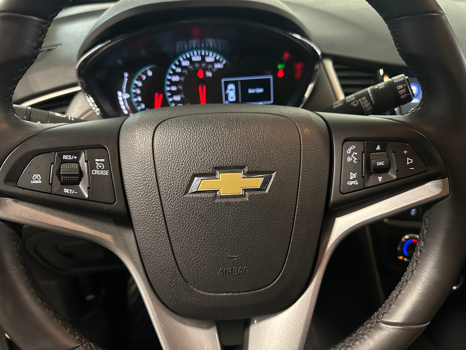 Thumbnail: 2020 Chevrolet Trax - 5