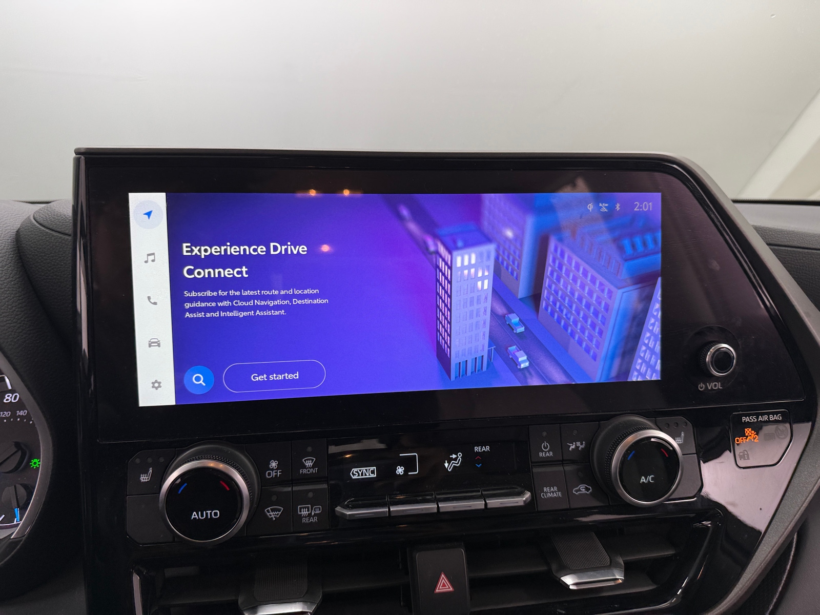 Thumbnail: 2023 Toyota Highlander - 3