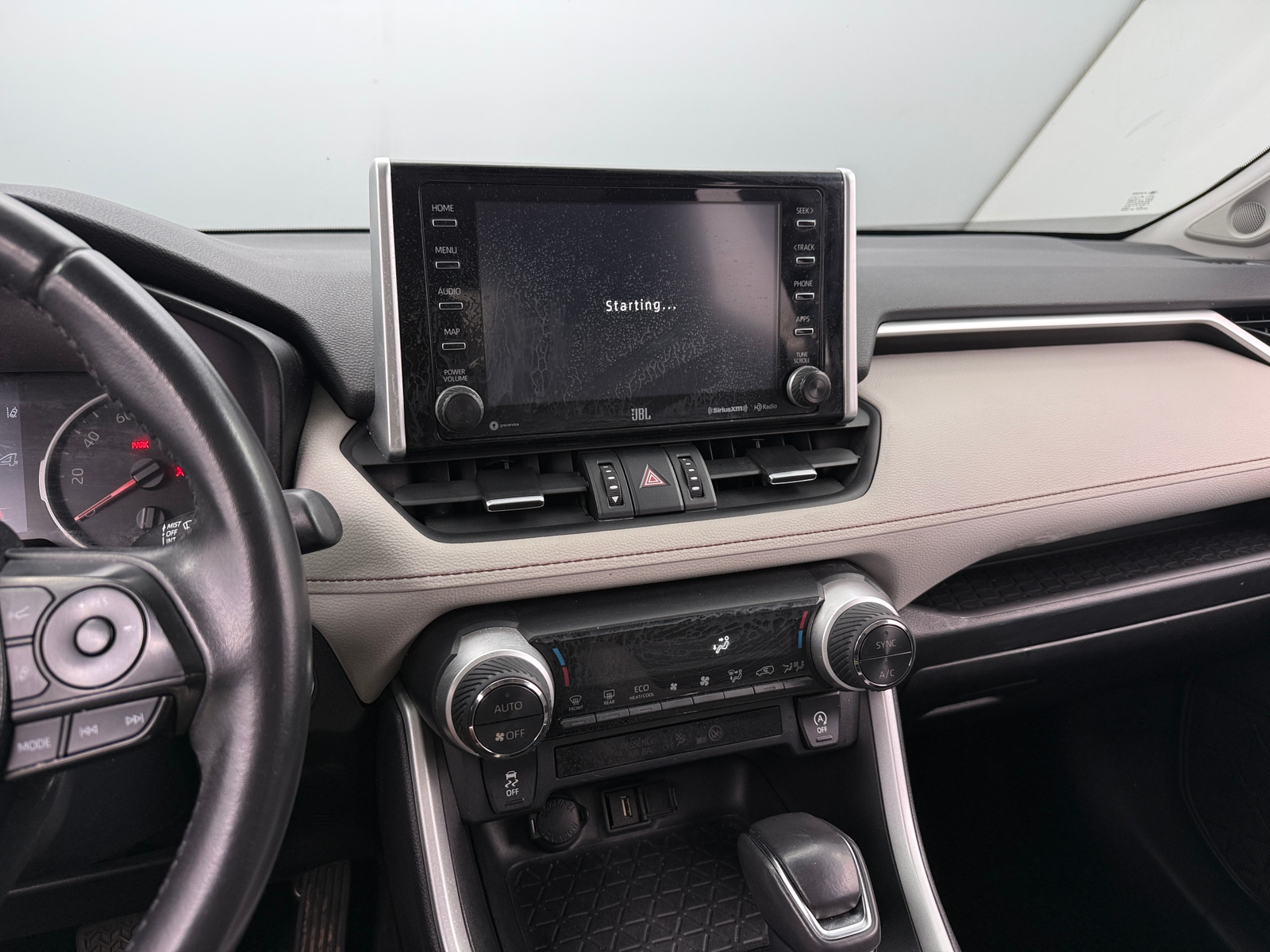 Thumbnail: 2020 Toyota RAV4 - 3