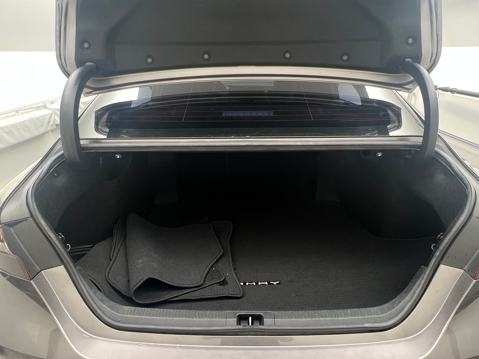 Thumbnail: 2019 Toyota Camry - 6