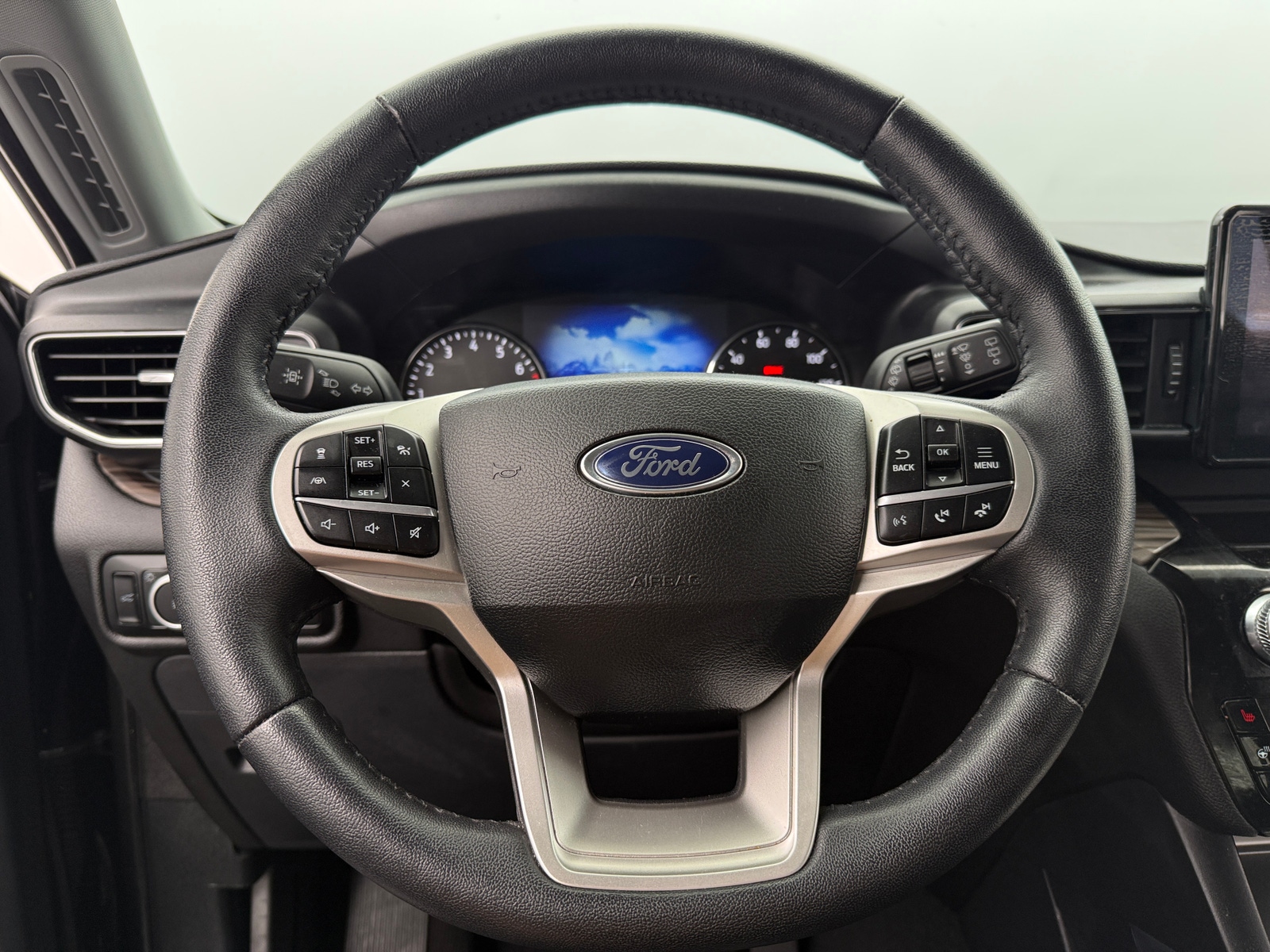 Thumbnail: 2024 Ford Explorer - 4