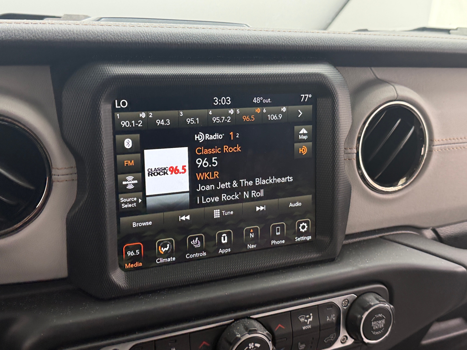 Thumbnail: 2023 Jeep Wrangler - 3