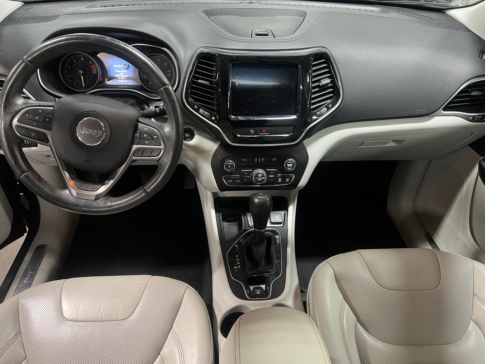 Thumbnail: 2019 Jeep Cherokee - 2