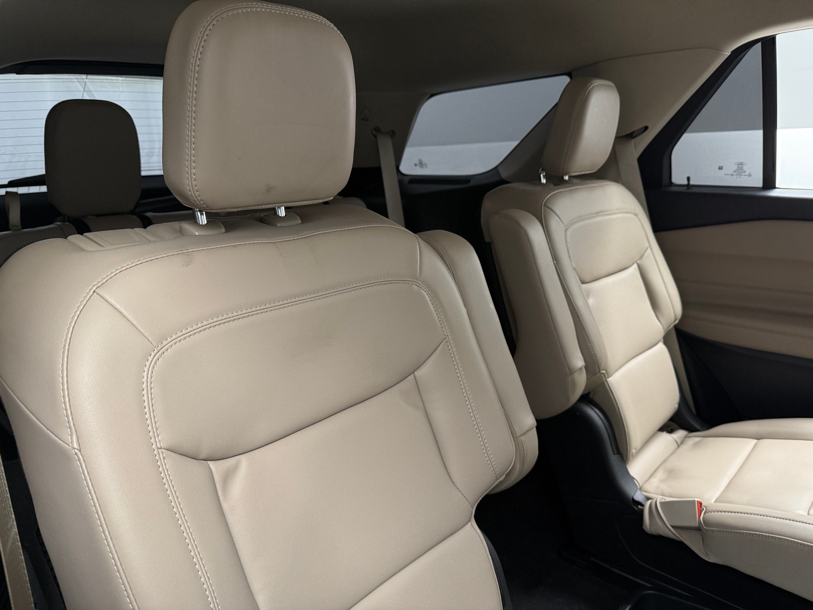 Thumbnail: 2021 Ford Explorer - 5