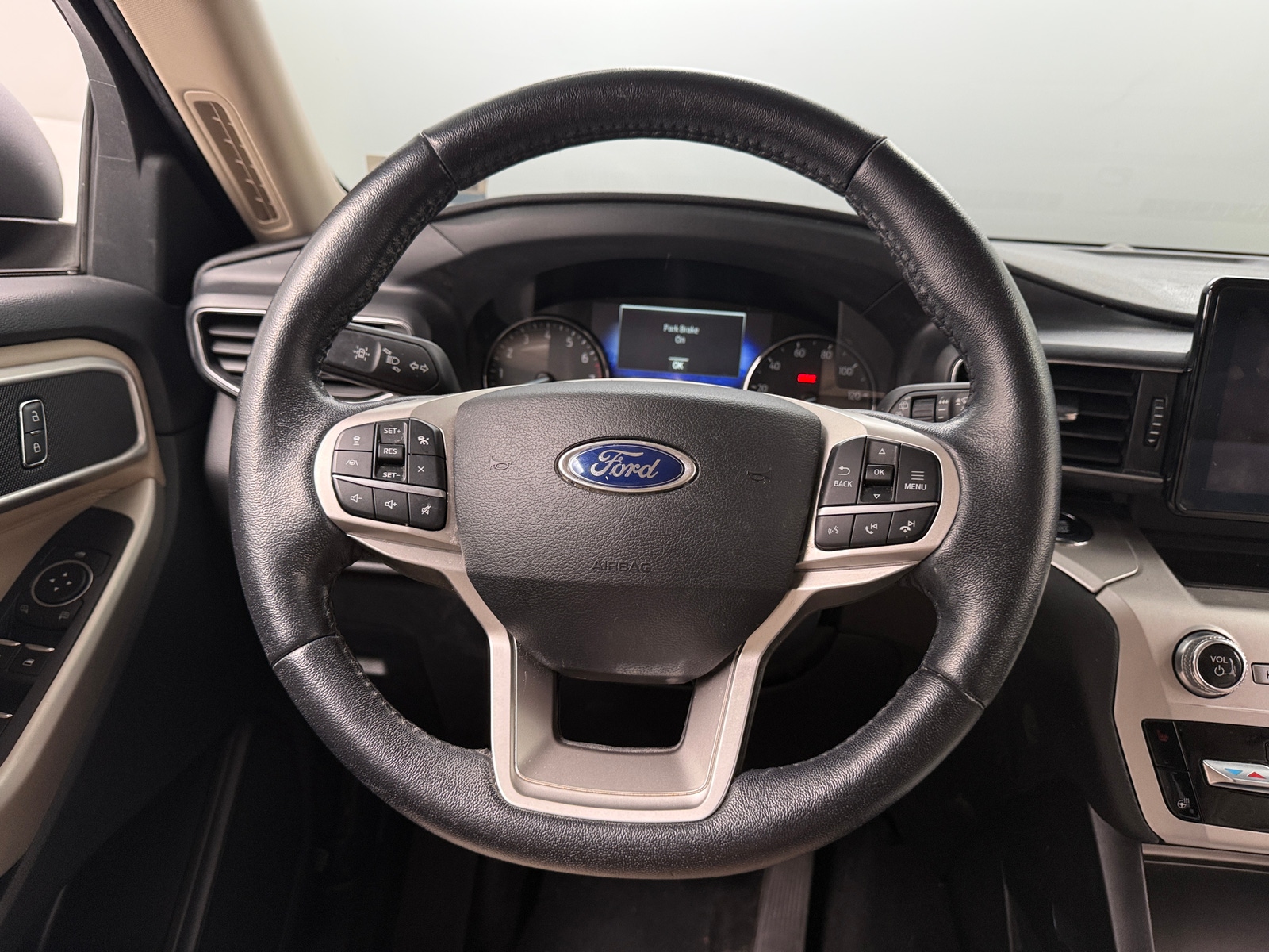 Thumbnail: 2021 Ford Explorer - 4