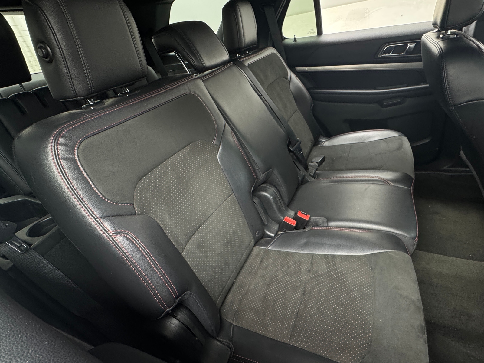 Thumbnail: 2018 Ford Explorer - 6