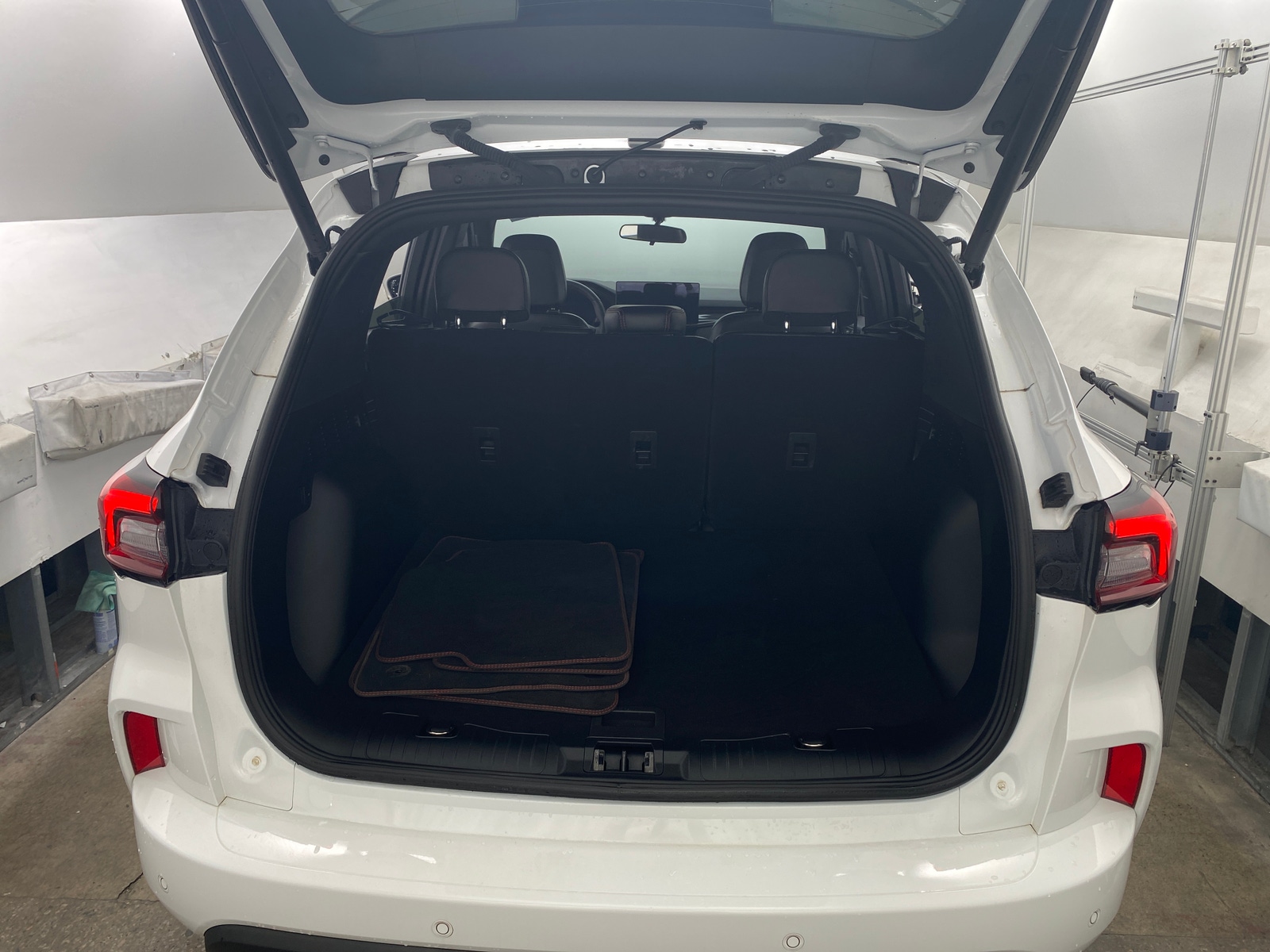 Thumbnail: 2023 Ford Escape - 6