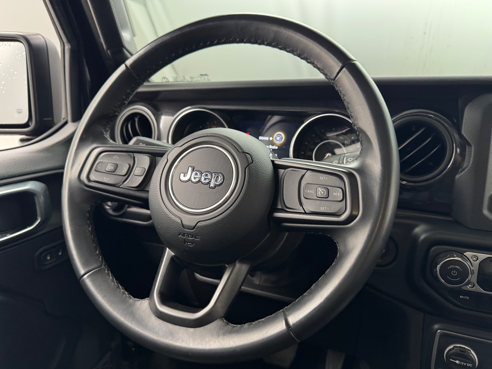 Thumbnail: 2022 Jeep Gladiator - 5