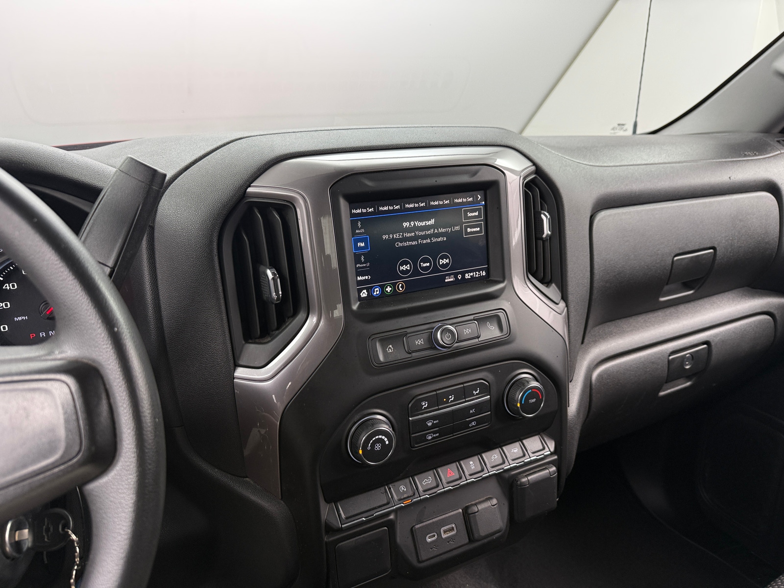 Thumbnail: 2021 Chevrolet Silverado 1500 - 4