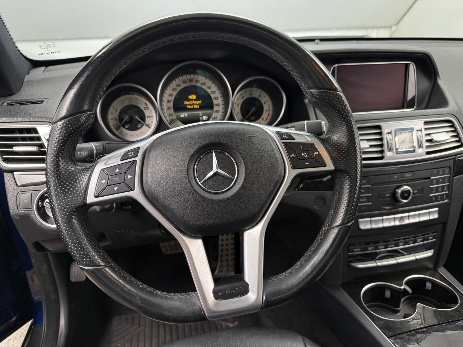 Thumbnail: 2017 Mercedes-Benz E-Class - 3