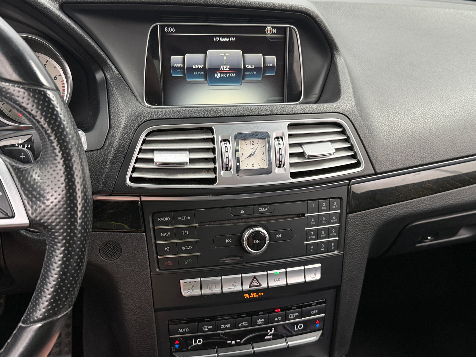 Thumbnail: 2017 Mercedes-Benz E-Class - 2