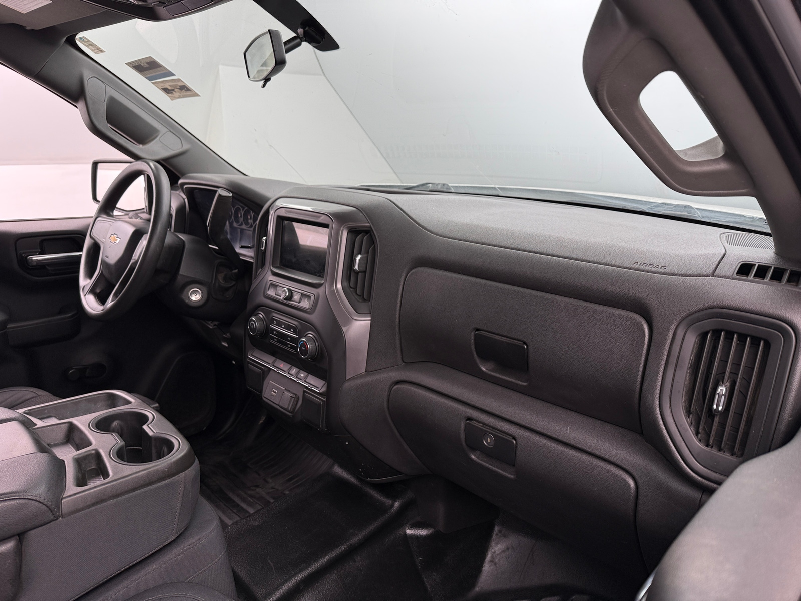 Thumbnail: 2019 Chevrolet Silverado 1500 - 3